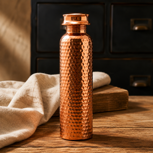 Vrea Kalaylı Dövme Bakır Matara (550 ml)